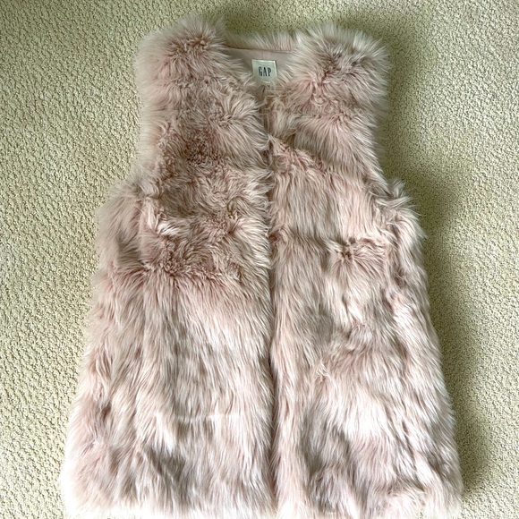 Light Pink Faux Fur Vest from The Gap - Picture 2 of 4